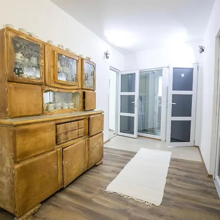 Vamus Vendeg- Es Rendezvenyhaz Vámosszabadi