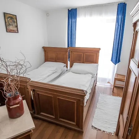 Guest house Vamus Vendeg- Es Rendezvenyhaz