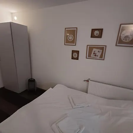 Vamus Vendeg- Es Rendezvenyhaz 3* Vámosszabadi