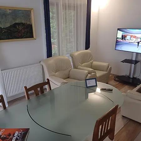 Guest house Vamus Vendeg- Es Rendezvenyhaz *