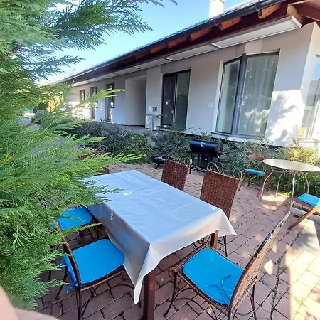 Guest house Vamus Vendeg- Es Rendezvenyhaz