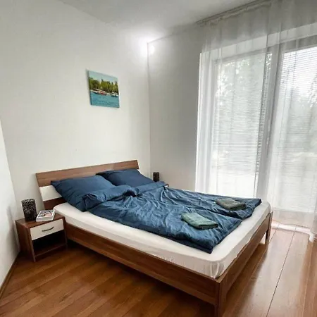 Vamus Vendeg- Es Rendezvenyhaz Pensiune